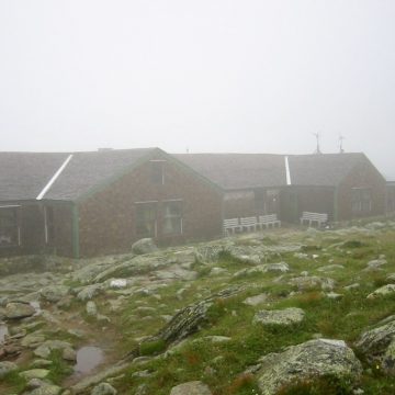 Lakes of the Clouds Hut
