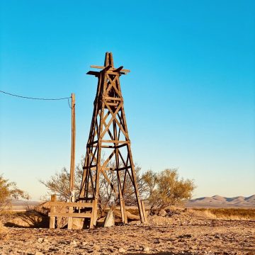 An old derrick at the golden hour