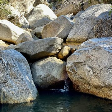 Flowing water amid the boulders